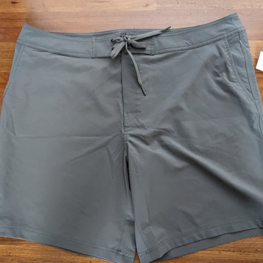 Amazon Essentials Men's XL Drawstring Shorts(inseam 8.5")-Grey-New with tags